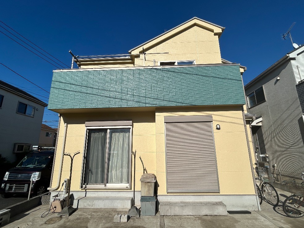 鎌ヶ谷市東初富  Ｉ様邸<br>屋根・外壁塗装工事  <br>日本ペイント：パーフェクトトップSi遮熱<br>プレマテックス：タテイルαサンクール